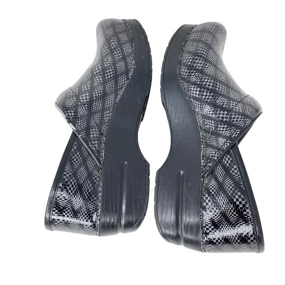 Dansko Professional Pro Clog Shoes Diamond Patent Leather Black Womens Size 37 - Picture 7 of 11